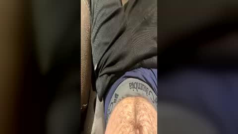 uncutnveiny123 online show from June 29, 1:44 pm