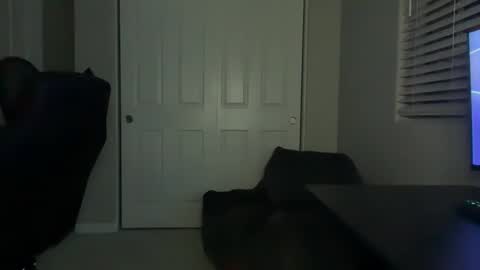 Sissy4use online show from April 19, 8:14 am