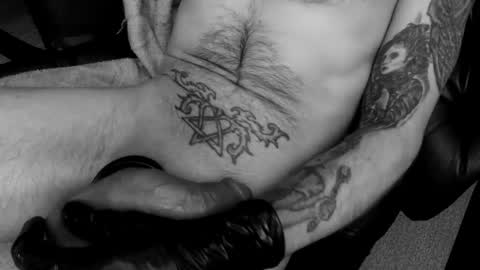 unlitimnaughty_ online show from February 19, 2:23 am