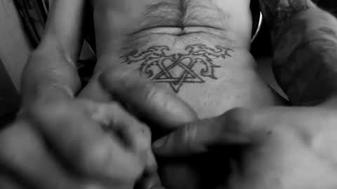 unlitimnaughty_ online show from January 23, 2:23 am