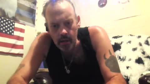untamedmustang69 online show from July 27, 3:35 am