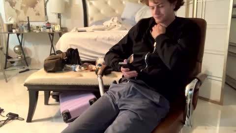 Stepbro online show from February 7, 8:44 am