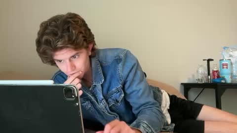 Stepbro online show from September 17, 11:44 am