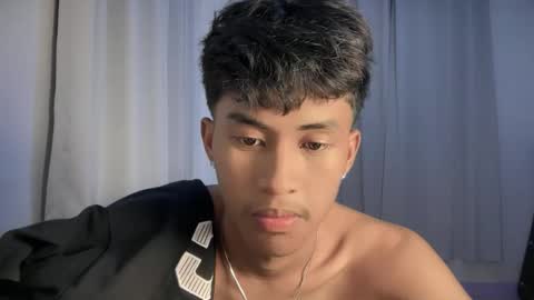 ur_fuckerbttm online show from January 10, 11:47 am