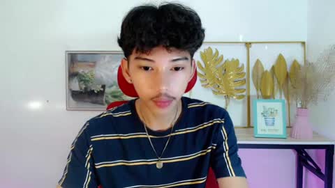 ur_just_mine online show from August 6, 10:38 pm