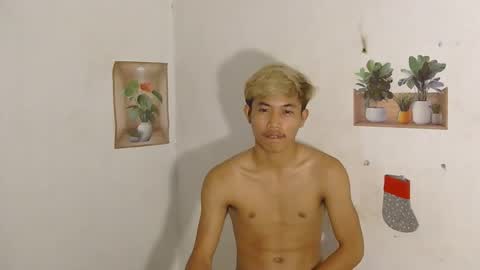 urasian_jomarie online show from April 7, 8:53 pm