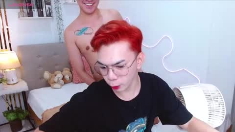 Snapshot of urdeityoflove_ chatting on September 16, 7:47 pm rose and khristine online show from September 16, 7:47 pm