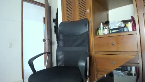 Andres  Jordi online show from March 8, 4:11 pm