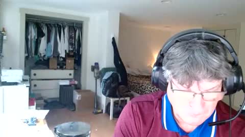 Snapshot of urfavteach50 chatting on October 14, 11:39 am Gregor online show from October 14, 11:39 am