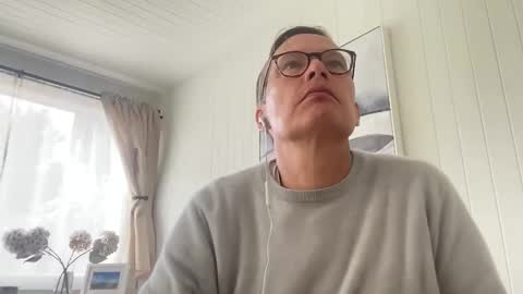 P online show from December 20, 7:50 pm