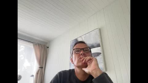 P online show from September 18, 7:05 pm