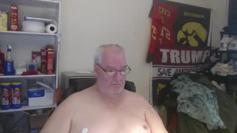 Eric online show from February 2, 2:48 am