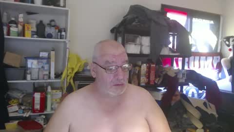 Eric online show from December 20, 3:31 pm