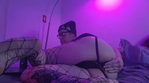 Rikki Stormgren online show from October 30, 2:46 am