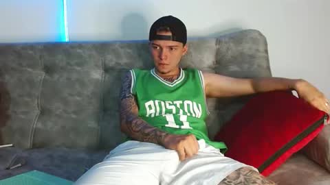 Nick online show from December 4, 3:41 pm