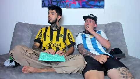 Nick online show from April 21, 5:30 pm