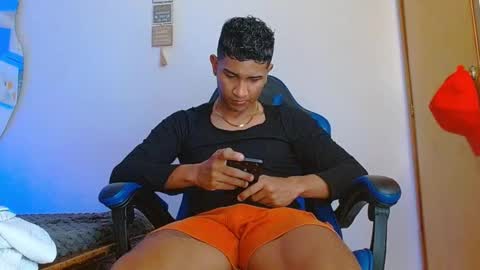 Mistery Guy online show from December 22, 1:25 am