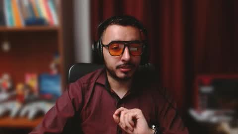 vanderheyl online show from September 11, 6:07 pm