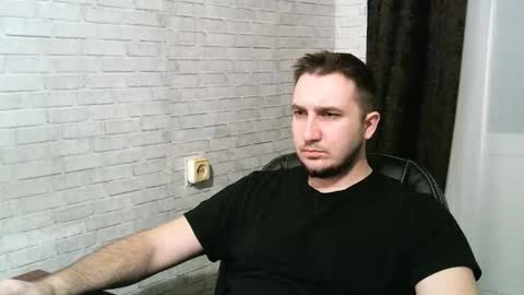 iSex online show from December 1, 10:40 am