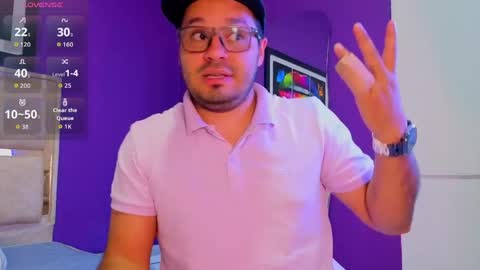 veci_and online show from April 1, 8:28 pm