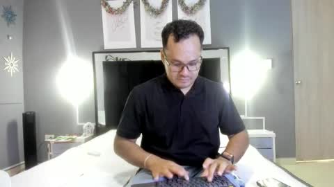 veci_and online show from January 6, 4:22 pm