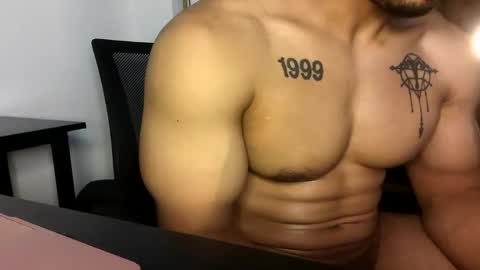 Vegas Love online show from May 30, 1:05 am