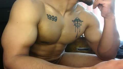 Vegas Love online show from January 7, 7:19 pm