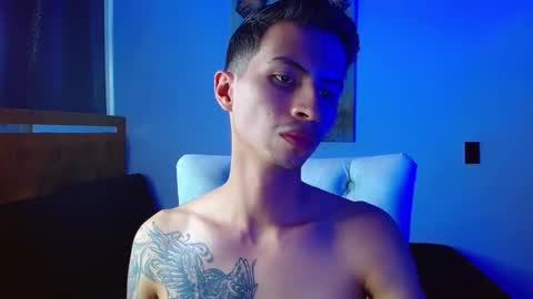 velk_hot1 online show from February 7, 2:45 pm
