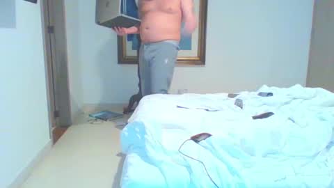 vergagolosa22 online show from December 5, 2:20 am