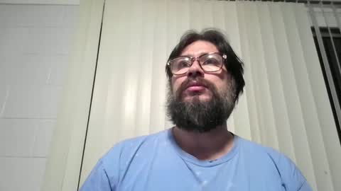 vesturelove online show from October 6, 3:22 am