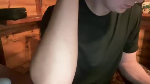 Snapshot of vexelgain chatting on October 22, 1:42 am HendasWerout online show from October 22, 1:42 am