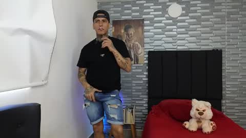 Victor cardenas online show from January 7, 8:21 pm