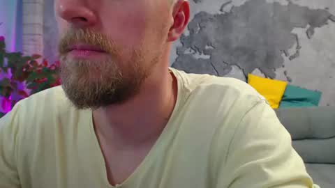 vikingchrisss online show from July 10, 11:13 am
