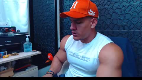 Viktor Herrera online show from December 22, 2:06 pm