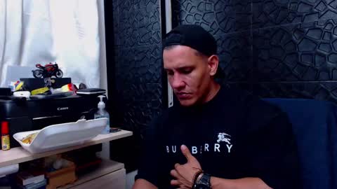 Viktor Herrera online show from March 8, 3:48 am