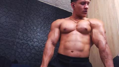 Viktor Herrera online show from November 9, 6:34 pm