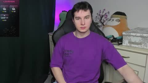 Vincent Strong online show from January 10, 9:02 am