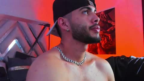 Vincent online show from April 4, 5:59 am