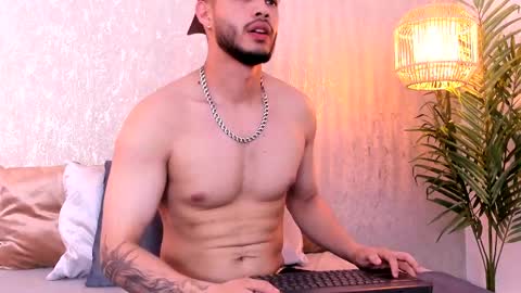 Vincent online show from September 14, 4:47 am