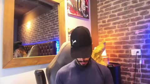 ---Vinzen--- online show from September 25, 5:17 am