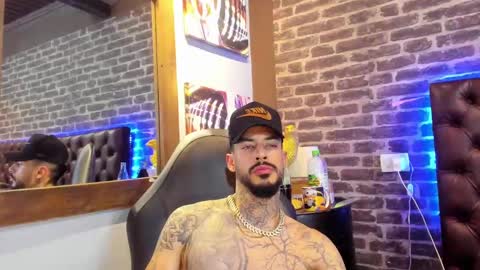 ---Vinzen--- online show from November 23, 6:02 am