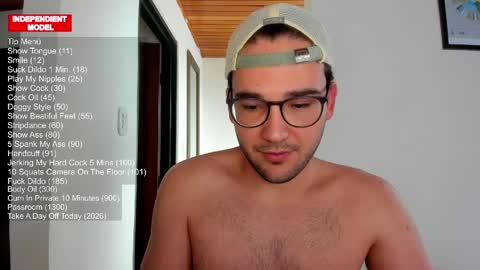 Vito Ferrer online show from April 2, 9:44 pm