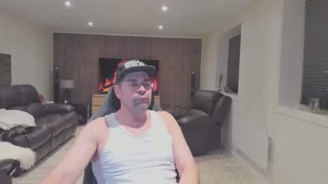 vodkabar123 online show from November 17, 11:30 pm