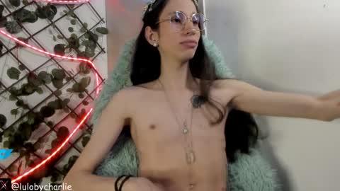 vodkadelulo online show from March 31, 5:14 pm