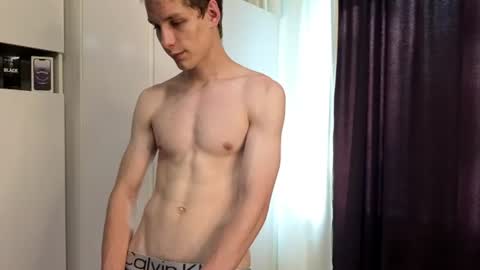 vollovonka691 online show from June 25, 1:52 am