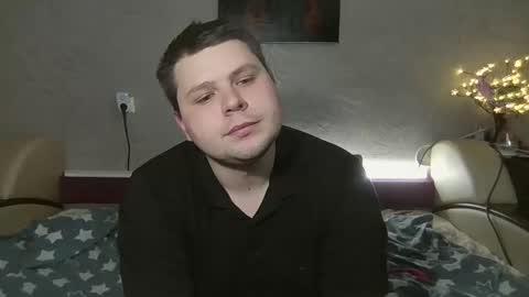 Snapshot of volshebnik_130 chatting on February 28, 10:50 pm Volshebnik1302 online show from February 28, 10:50 pm