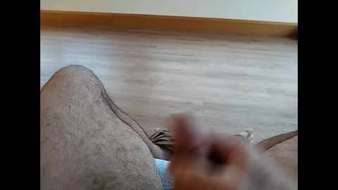 Snapshot of voyeur1391365 chatting on October 29, 7:22 am voyeur1391365 online show from October 29, 7:22 am