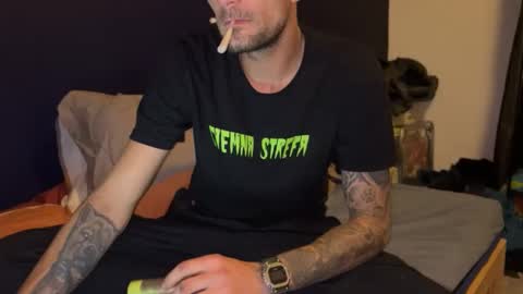 wajlyhaze2 online show from September 29, 10:05 pm