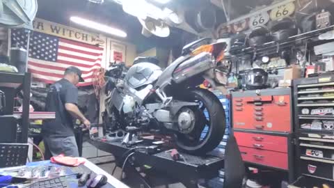 wakesblowinclouds online show from October 6, 12:21 pm