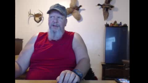 Snapshot of walkingbird chatting on October 24, 10:55 pm walkingbird online show from October 24, 10:55 pm